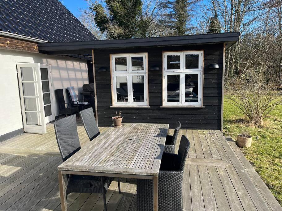 Dejligt Stort Hus Med Spa Aalbaek Exterior photo
